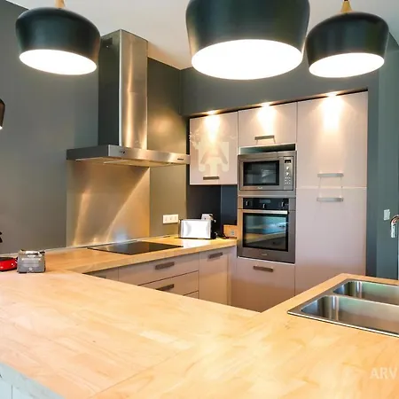 Ballat's Dine فيلة مورول